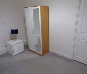 2 Bed Terraced House, Edgware Grove, LS8 - Photo 5