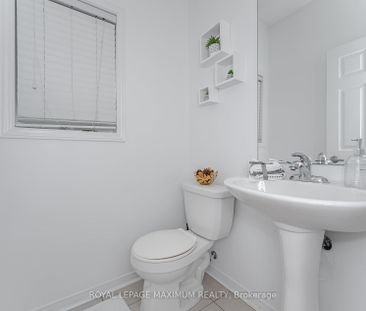 For Lease - 58 Gentile Circle, Vaughan, Ontario - Photo 3