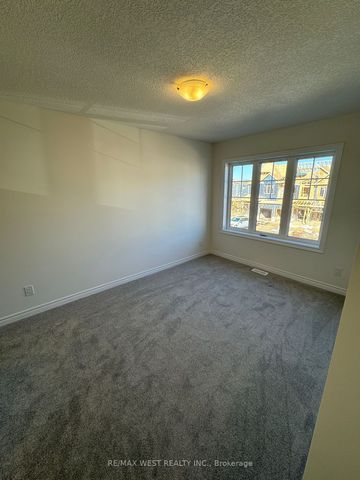 Townhouse For Lease | X8095856 - Photo 5