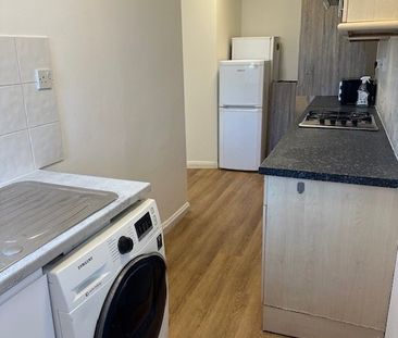 5 Bed Flat, Hendon, NW4 - Photo 6