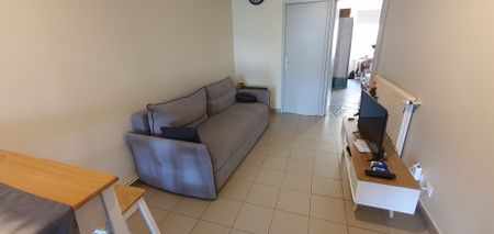 Location Appartement 4 pièces 55m² ST OMER 62500 - Photo 2