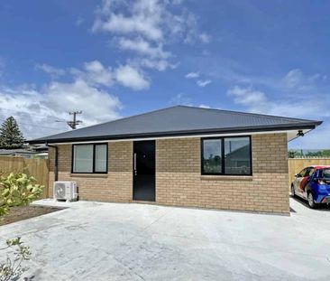 CASTLECLIFF - 3 BEDROOMS - Photo 2