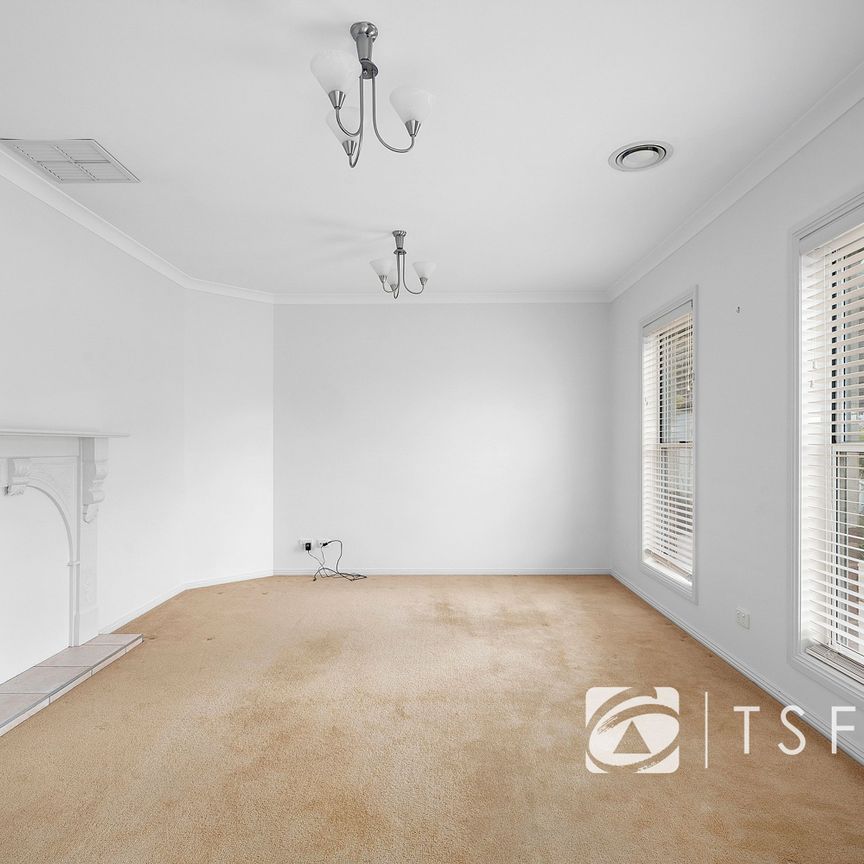 5 Tatiana Cl, Kennington - Photo 1