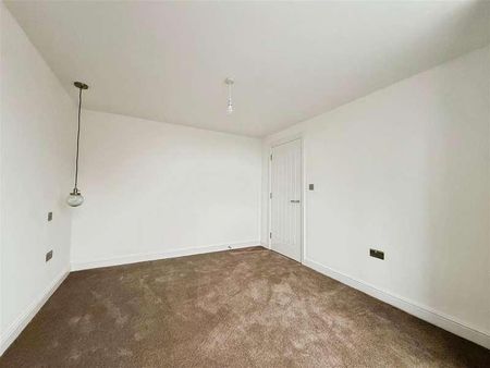 Southport, PR8 - Photo 4