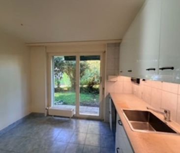 Spacious 4.5 room apartment with terrace in St-Sulpice - Photo 3