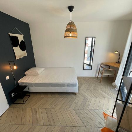 Coloc calme et soignée – Chambre avec salle d'eau - Photo 4