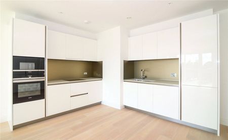 Camera House, Teddington, TW11 - Photo 2