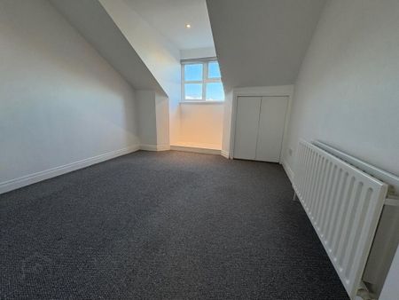 7b Hillsborough Court, Carryduff, BT8 8SU - Photo 3