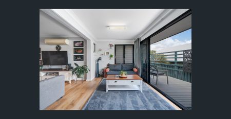 Family comfort, smart layout, and space to enjoy inside and out - Photo 4