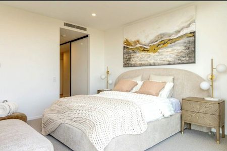 New Luxury Apartment Be Quick It Won't Last - Photo 2