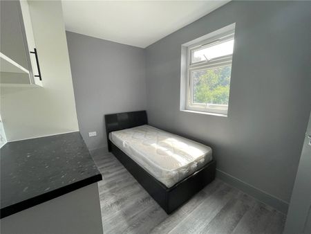 1 bedroom property to rent - Photo 3