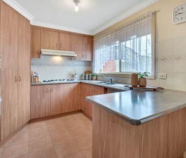 Don't be the last to see this lovely property - Photo 2