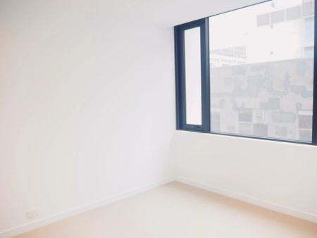 2 Bed, 1 Bath - Photo 4