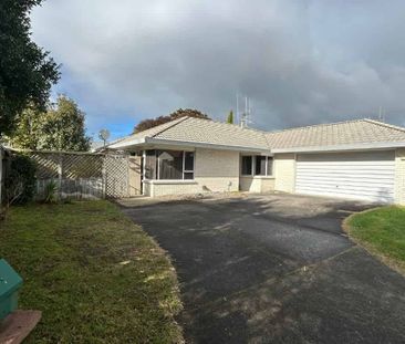 Great Location Family Home - Photo 4