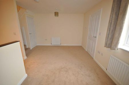 2 bedroom terraced house to rent - Photo 3