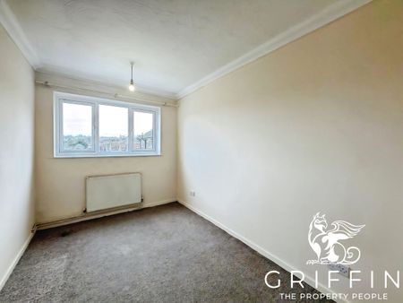 Kent Road, Grays, RM17 - Photo 3