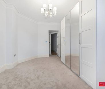 Oakwood Court, London W14 - Photo 1