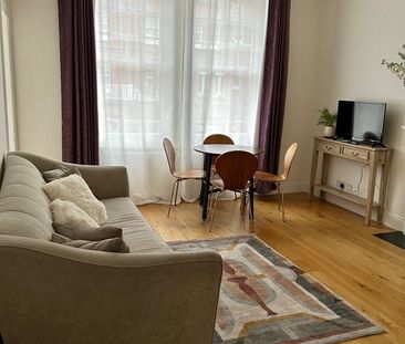 2 Bed Flat, Mornington Avenue, W14 - Photo 3