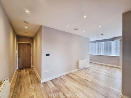 Studio to rent - Photo 2