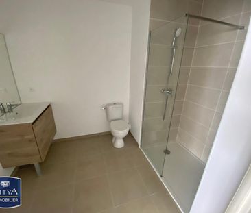 Location Appartement 2 pièces 40m² HYERES 83400 - Photo 6