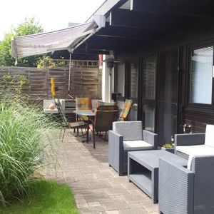 Voll möbliertes Einfamilienhaus mit All-inclusive-Warmmiete - Photo 2