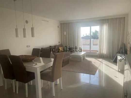 Alquiler de piso en Calle alqueria - Photo 1