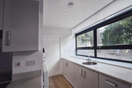 1 bedroom flat to rent - Photo 5