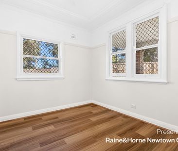 Bright & Renovated Charming Home in Dural - Photo 1