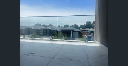 5 Bedrooms Brand New House for Rent in Airds - Photo 4