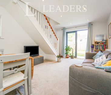 2 bedroom terraced house to rent - Photo 2