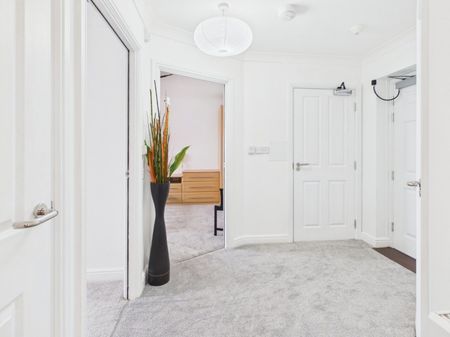 John Mills Court, Denham Garden Village, Uxbridge,UB9 - Photo 3