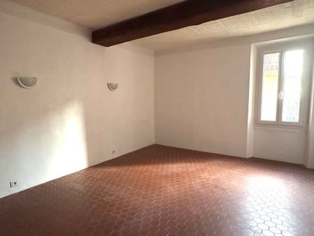 Location Appartement 2 pièces 51m² LE LAVANDOU 83980 - Photo 5
