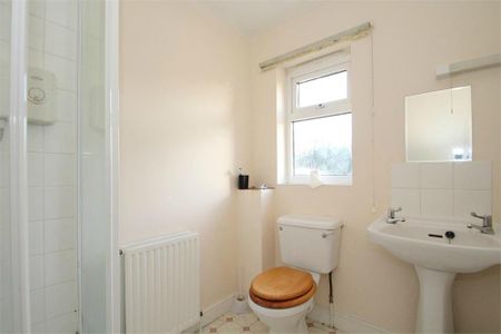 House of multiple occupation to rent - Photo 5