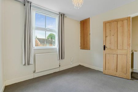 2 bedroom terraced house to rent - Photo 4