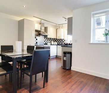 2 bedroom semi-detached house to rent - Photo 3