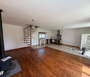 Maison d'habitation - Photo 1