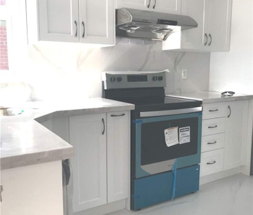 For Lease - 34 Cartier Crescent Unit# Main Fl, Richmond Hill, Ontario - Photo 3