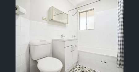 Affordable Charm in the Heart of Penrith - Photo 5