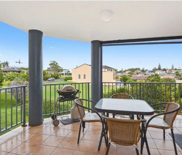 Modern 2-Bedroom Apartment - Minutes to Port CBD & Beaches - Photo 4