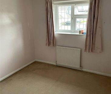 4 bedroom link detached house to rent - Photo 4