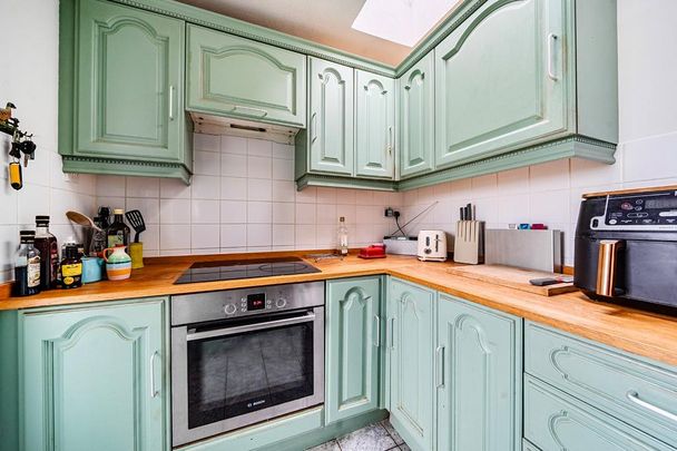 2 bedroom bungalow to rent - Photo 1