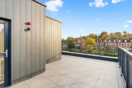 2 bedroom terraced house to rent - Photo 3