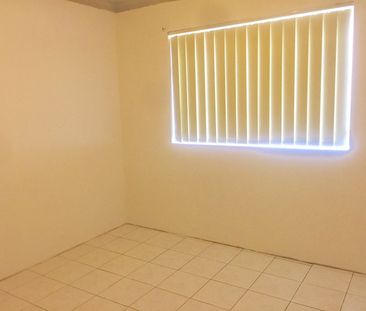 Spacious 3-Bedroom Unit - Prime Cabramatta Location - Photo 3
