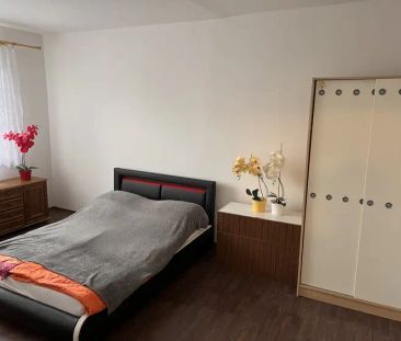 Byt 1+1, Chodov, Hlavní ul. - Photo 1