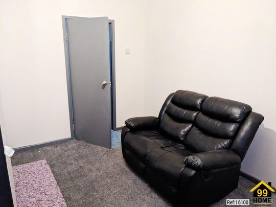 4 bed Detached in Williamson Street Penfields, Wolverhampton, WV3 0JX - Photo 1