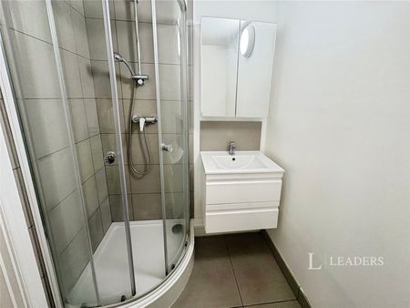 1 bedroom studio to rent Buckingham Place, Brighton, East Sussex, BN1 - Photo 4