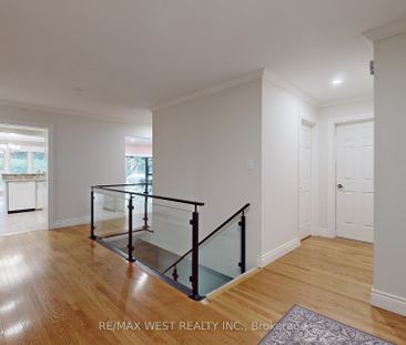 For Lease - 499 Reynolds Street Unit# Main Floor, Whitby, Ontario - Photo 2