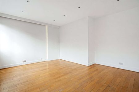 Two double bedroom modern apartment located on the 5th floor. - Photo 4