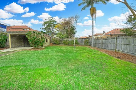 198 Victoria Avenue, Chatswood NSW 2067 - House For Rent | Domain - Photo 2