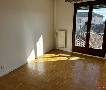 Location Appartement 4 pièces 110m² - Photo 6